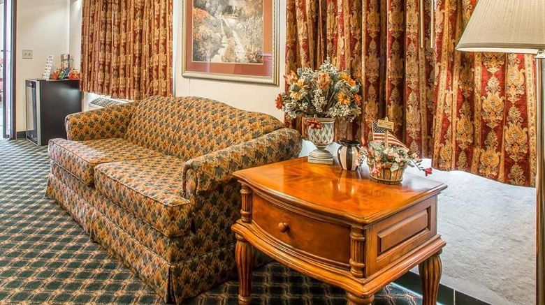 <b>Howard Johnson by Wyndham Montpelier Lobby</b>. Images powered by <a href="https://iceportal.shijigroup.com/" title="IcePortal" target="_blank">IcePortal</a>.
