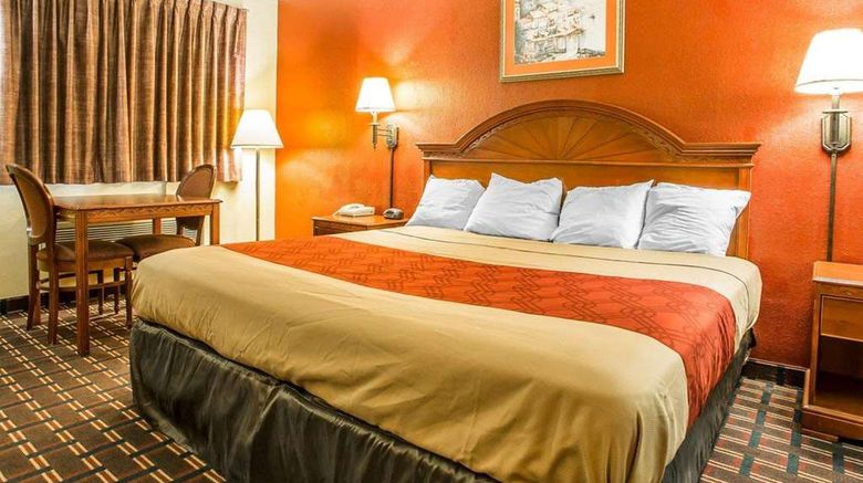 <b>Howard Johnson by Wyndham Montpelier Room</b>. Images powered by <a href="https://iceportal.shijigroup.com/" title="IcePortal" target="_blank">IcePortal</a>.