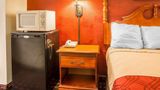 Howard Johnson by Wyndham Montpelier Room