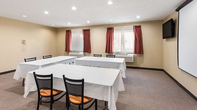 Quality Inn-Upper Sandusky Meeting