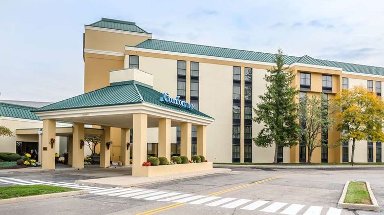 Comfort Inn And Suites Piqua near Troy I75 Exterior