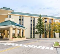 Comfort Inn Miami Valley Centre Mall Exterior