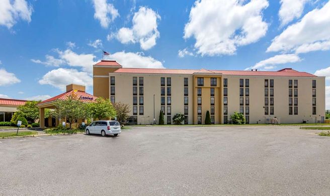Comfort Inn Alliance Exterior