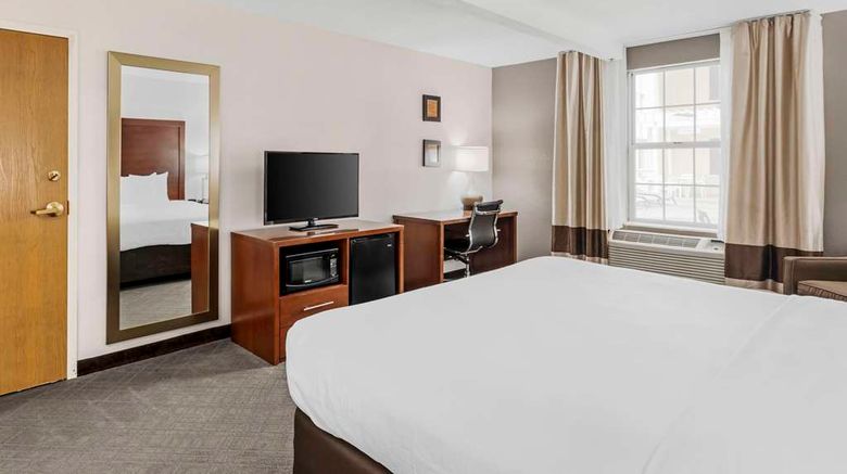 <b>Comfort Inn Splash Harbor Room</b>. Images powered by <a href="https://iceportal.shijigroup.com/" title="IcePortal" target="_blank">IcePortal</a>.