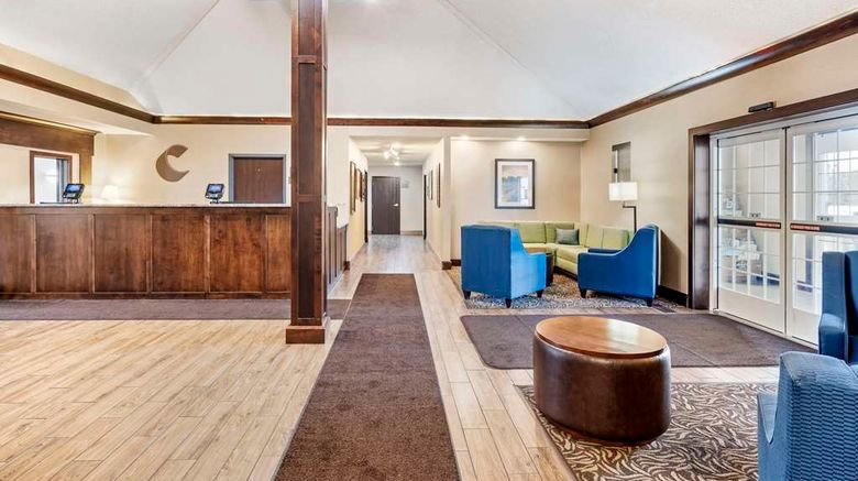 <b>Comfort Inn Splash Harbor Lobby</b>. Images powered by <a href="https://iceportal.shijigroup.com/" title="IcePortal" target="_blank">IcePortal</a>.