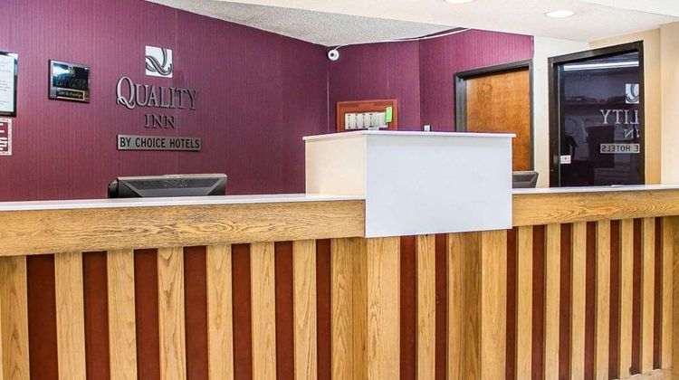 Quality Inn Lobby