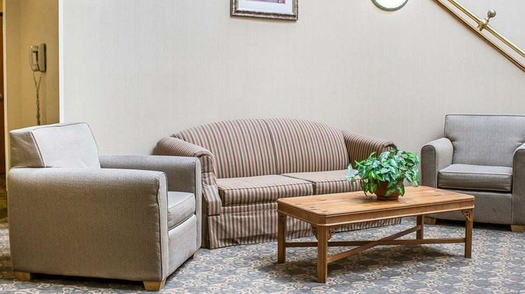 Quality Inn Lobby