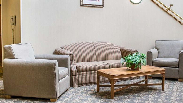 <b>Quality Inn Lobby</b>. Images powered by <a href="https://iceportal.shijigroup.com/" title="IcePortal" target="_blank">IcePortal</a>.