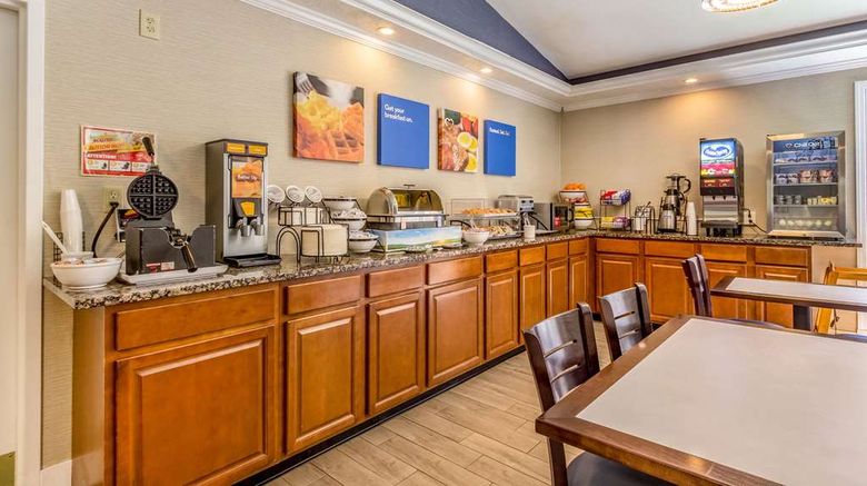 <b>Comfort Inn Independence Restaurant</b>. Images powered by <a href="https://iceportal.shijigroup.com/" title="IcePortal" target="_blank">IcePortal</a>.