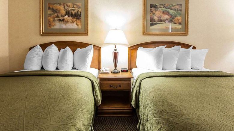 <b>Quality Inn Chillicothe Room</b>. Images powered by <a href="https://iceportal.shijigroup.com/" title="IcePortal" target="_blank">IcePortal</a>.