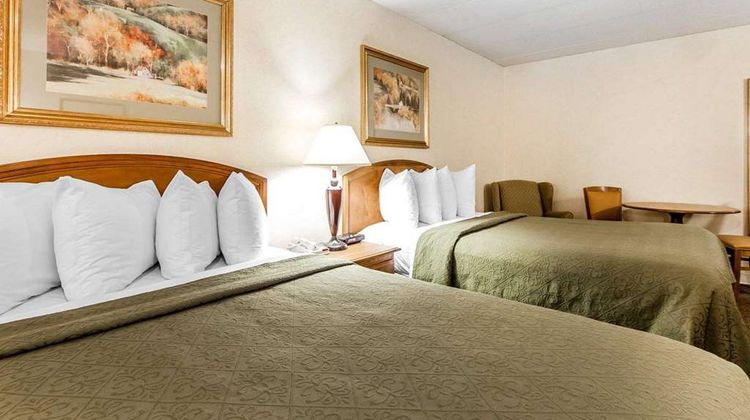 Quality Inn Chillicothe Room