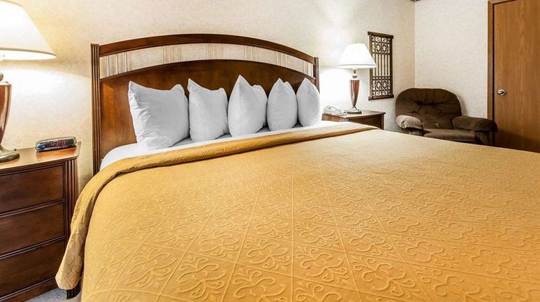 <b>Quality Inn Chillicothe Suite</b>. Images powered by <a href="https://iceportal.shijigroup.com/" title="IcePortal" target="_blank">IcePortal</a>.