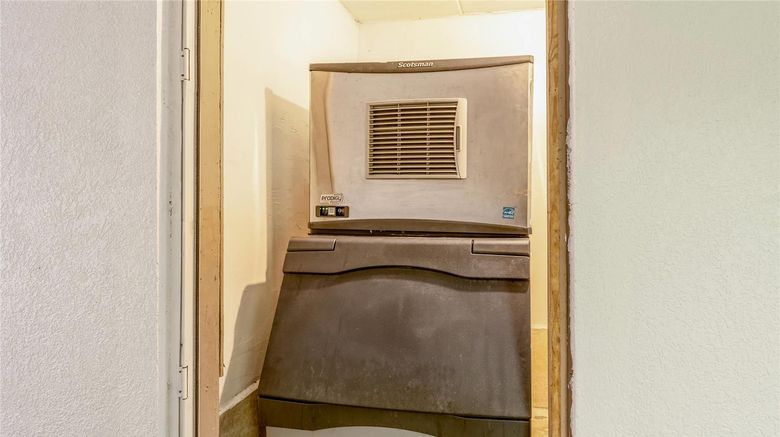 <b>Econo Lodge Franklin - Springboro Other</b>. Images powered by <a href="https://iceportal.shijigroup.com/" title="IcePortal" target="_blank">IcePortal</a>.