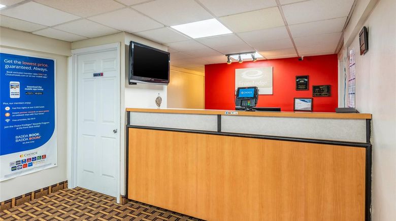 <b>Econo Lodge Franklin - Springboro Lobby</b>. Images powered by <a href="https://iceportal.shijigroup.com/" title="IcePortal" target="_blank">IcePortal</a>.