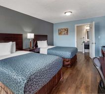 Econo Lodge Room