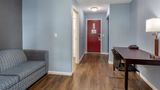 Econo Lodge Suite