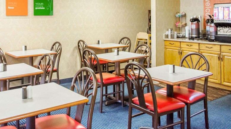 <b>Comfort Inn Piketon Restaurant</b>. Images powered by <a href="https://iceportal.shijigroup.com/" title="IcePortal" target="_blank">IcePortal</a>.