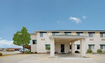 Quality Inn Dayton North - Vandalia
