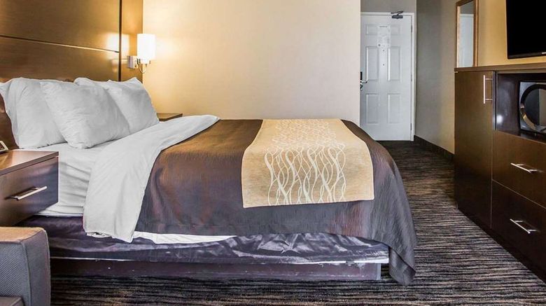 <b>Quality Inn Dayton North - Vandalia Room</b>. Images powered by <a href="https://iceportal.shijigroup.com/" title="IcePortal" target="_blank">IcePortal</a>.