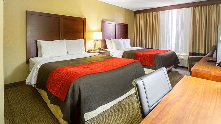 Comfort Inn Cleveland Downtown Room