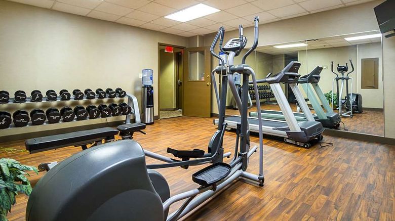 <b>Comfort Inn Cleveland Downtown Health</b>. Images powered by <a href="https://iceportal.shijigroup.com/" title="IcePortal" target="_blank">IcePortal</a>.