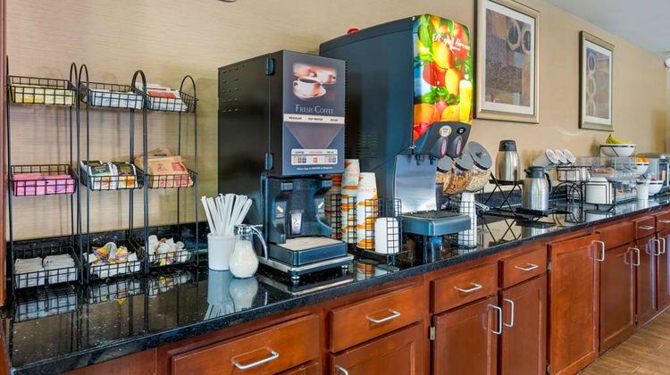 Comfort Inn & Suites Eastgate Cincinnati Restaurant