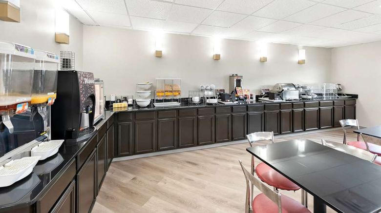 <b>Comfort Suites East Columbus Restaurant</b>. Images powered by <a href="https://iceportal.shijigroup.com/" title="IcePortal" target="_blank">IcePortal</a>.
