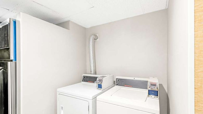 <b>Comfort Suites East Columbus Other</b>. Images powered by <a href="https://iceportal.shijigroup.com/" title="IcePortal" target="_blank">IcePortal</a>.