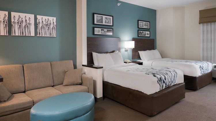 Sleep Inn and Suites Port Clinton Room
