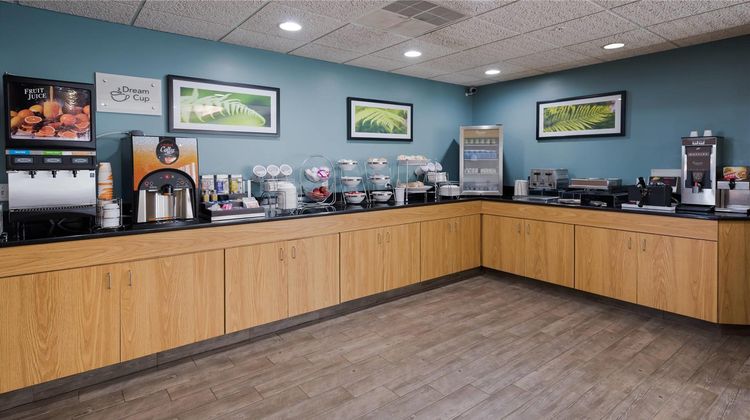 Sleep Inn and Suites Port Clinton Restaurant