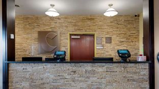 Comfort Suites