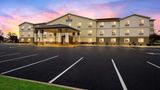 Comfort Inn and Suites Fremont Exterior