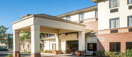 Comfort Inn & Suites Exterior