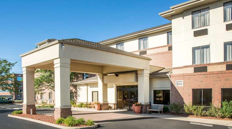 Comfort Inn & Suites Exterior