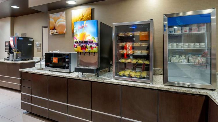 Comfort Suites Columbus Expo Center Restaurant