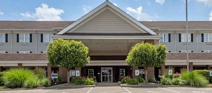 Comfort Suites Exterior