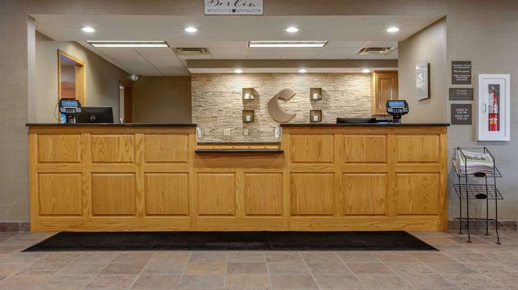 Comfort Suites Lobby