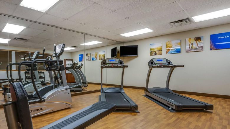 <b>Comfort Suites Health</b>. Images powered by <a href="https://iceportal.shijigroup.com/" title="IcePortal" target="_blank">IcePortal</a>.