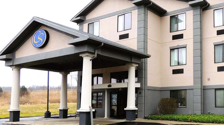 <b>Comfort Suites Twinsburg Exterior</b>. Images powered by <a href="https://iceportal.shijigroup.com/" title="IcePortal" target="_blank">IcePortal</a>.