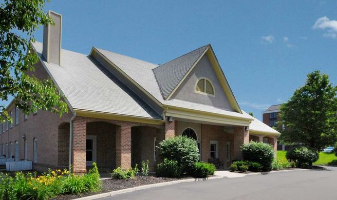 Quality Inn & Suites Exterior