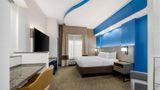 Comfort Suites Suite