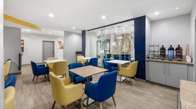 Comfort Suites Restaurant