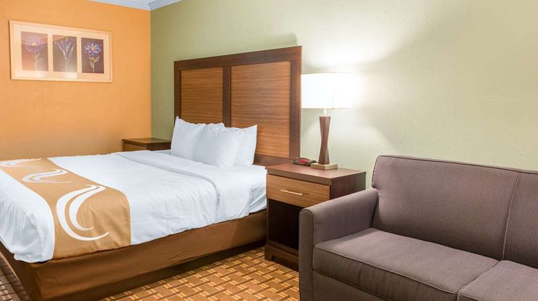 <b>Quality Inn Findlay Room</b>. Images powered by <a href="https://iceportal.shijigroup.com/" title="IcePortal" target="_blank">IcePortal</a>.