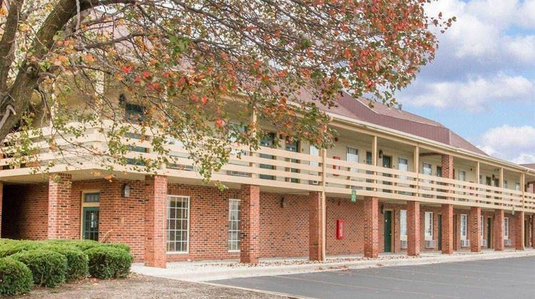 Quality Inn Findlay Exterior