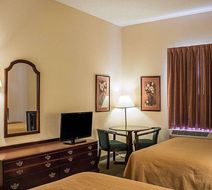 Quality Inn & Suites Bellville - Mansfield Room