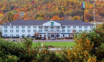 Quality Inn & Suites Bellville - Mansfield