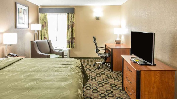 Quality Inn & Suites Room