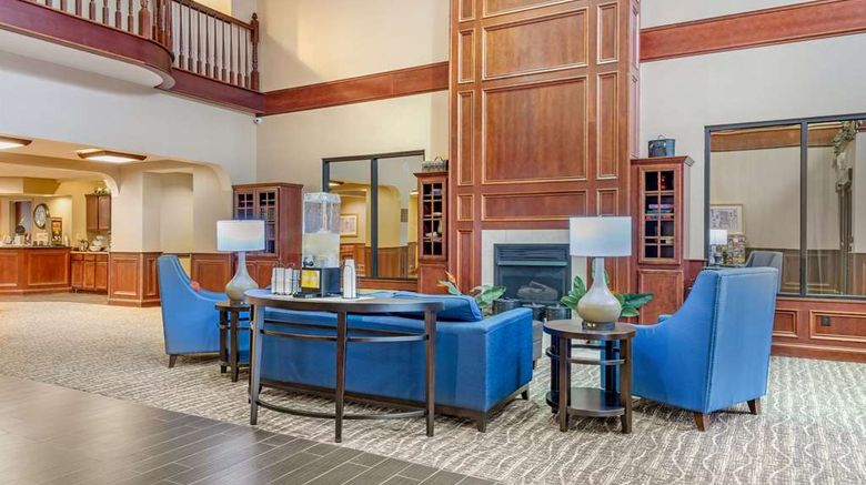 <b>Comfort Suites Lobby</b>. Images powered by <a href="https://iceportal.shijigroup.com/" title="IcePortal" target="_blank">IcePortal</a>.