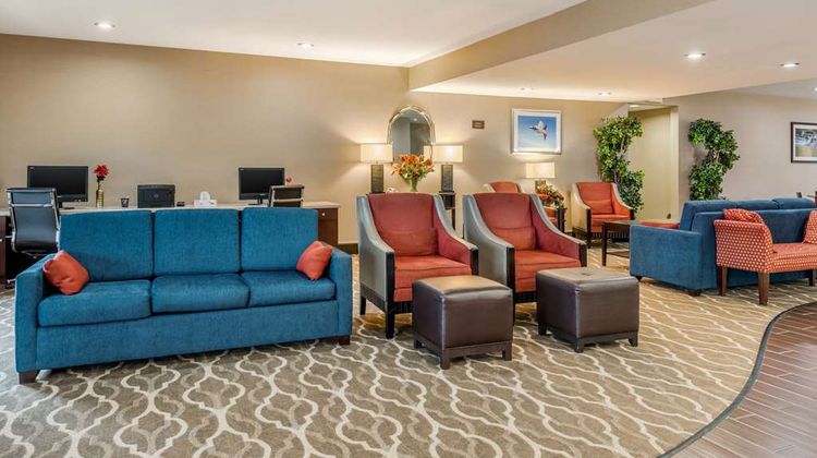 Comfort Suites Dayton Wright Patterson Lobby