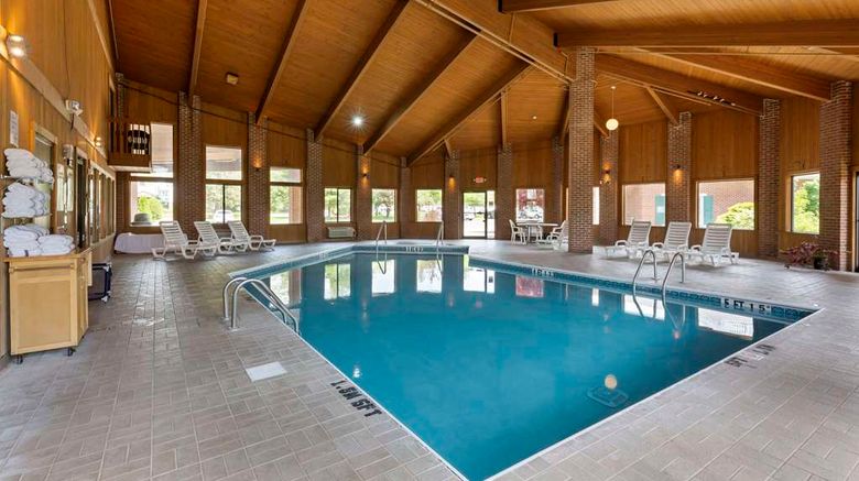 <b>Comfort Inn of Mt Vernon Pool</b>. Images powered by <a href="https://iceportal.shijigroup.com/" title="IcePortal" target="_blank">IcePortal</a>.